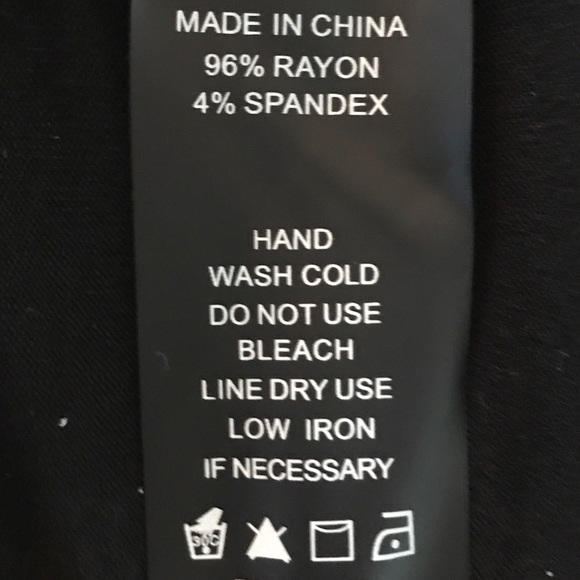 Sleeveless colorblock top - Picture 5 of 5